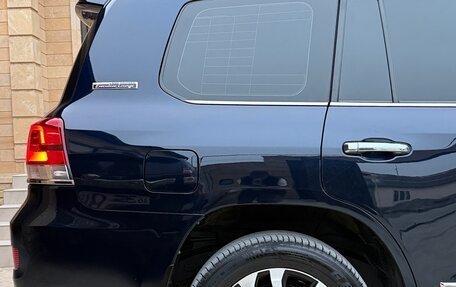 Toyota Land Cruiser 200, 2018 год, 5 800 000 рублей, 23 фотография