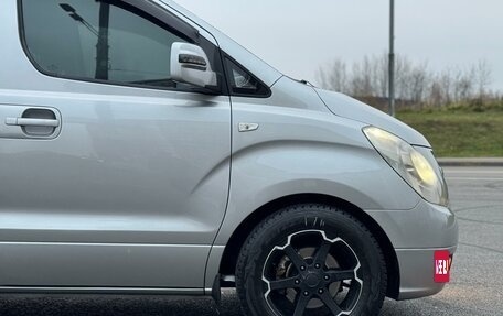 Hyundai Grand Starex Grand Starex I рестайлинг 2, 2011 год, 1 850 000 рублей, 3 фотография