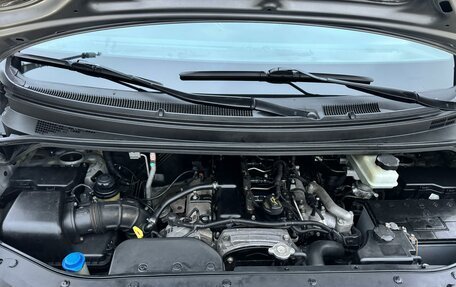 Hyundai Grand Starex Grand Starex I рестайлинг 2, 2011 год, 1 850 000 рублей, 15 фотография