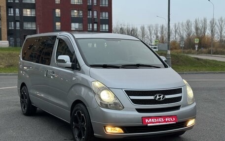 Hyundai Grand Starex Grand Starex I рестайлинг 2, 2011 год, 1 850 000 рублей, 29 фотография