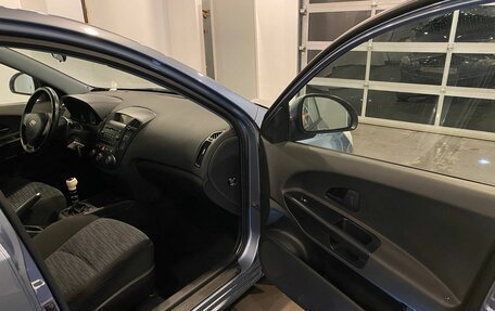 KIA cee'd I рестайлинг, 2009 год, 524 000 рублей, 26 фотография