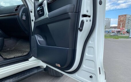 Toyota Land Cruiser 200, 2012 год, 4 500 000 рублей, 8 фотография