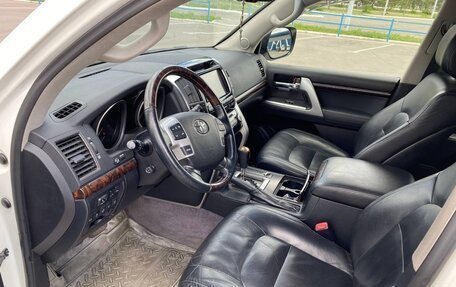 Toyota Land Cruiser 200, 2012 год, 4 500 000 рублей, 16 фотография