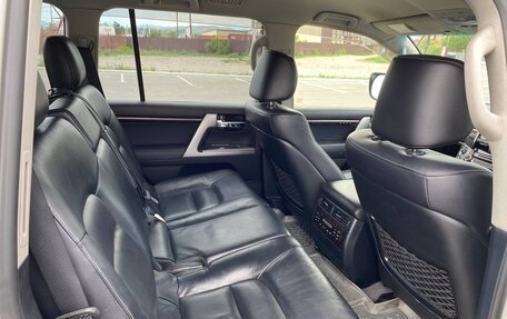 Toyota Land Cruiser 200, 2012 год, 4 500 000 рублей, 19 фотография