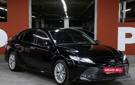 Toyota Camry, 2019 год, 3 598 000 рублей, 3 фотография