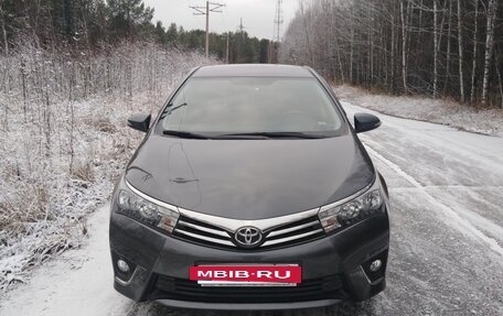 Toyota Corolla, 2015 год, 1 599 999 рублей, 4 фотография