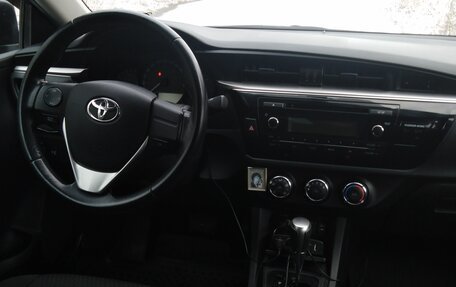 Toyota Corolla, 2015 год, 1 599 999 рублей, 11 фотография