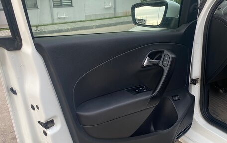 Volkswagen Polo VI (EU Market), 2014 год, 890 000 рублей, 10 фотография