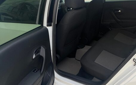 Volkswagen Polo VI (EU Market), 2014 год, 890 000 рублей, 13 фотография