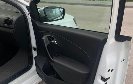 Volkswagen Polo VI (EU Market), 2014 год, 890 000 рублей, 11 фотография