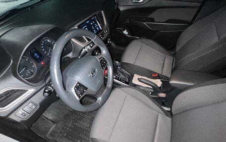 Hyundai Solaris II рестайлинг, 2019 год, 1 700 000 рублей, 7 фотография