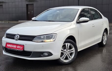 Volkswagen Jetta VI, 2012 год, 860 000 рублей, 1 фотография