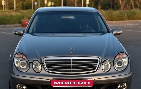 Mercedes-Benz E-Класс, 2003 год, 700 000 рублей, 3 фотография