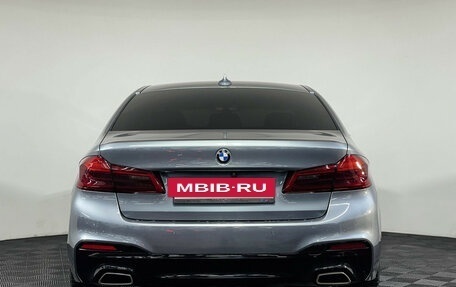 BMW 5 серия, 2019 год, 3 997 000 рублей, 4 фотография