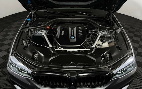 BMW 5 серия, 2019 год, 3 997 000 рублей, 10 фотография