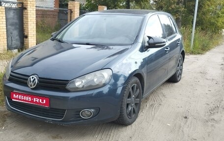Volkswagen Golf VI, 2011 год, 400 000 рублей, 1 фотография