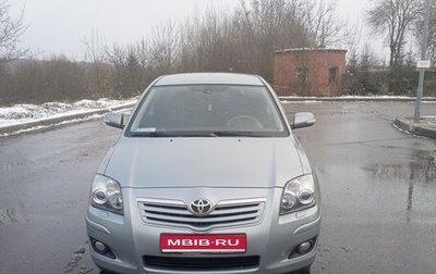 Toyota Avensis III рестайлинг, 2007 год, 800 000 рублей, 1 фотография