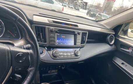 Toyota RAV4, 2014 год, 1 790 000 рублей, 3 фотография