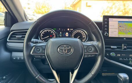 Toyota Camry, 2021 год, 3 000 000 рублей, 17 фотография