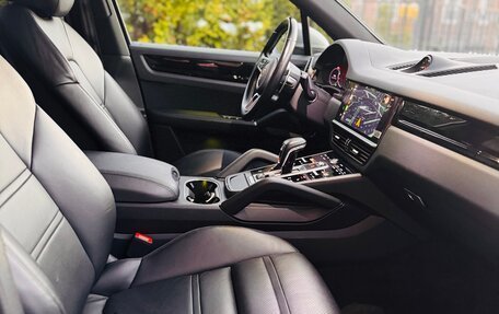 Porsche Cayenne III, 2022 год, 6 900 000 рублей, 9 фотография