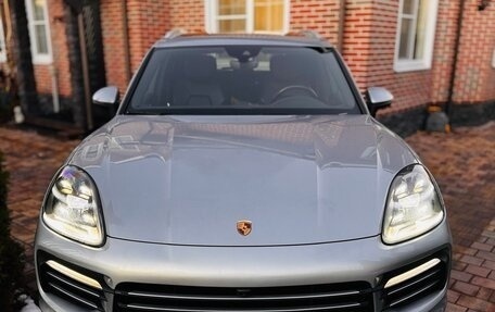 Porsche Cayenne III, 2022 год, 6 900 000 рублей, 2 фотография