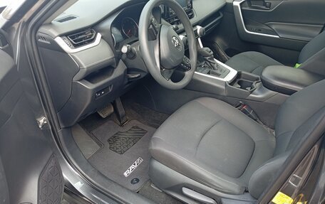 Toyota RAV4, 2020 год, 3 000 000 рублей, 3 фотография