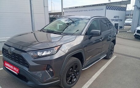 Toyota RAV4, 2020 год, 3 000 000 рублей, 5 фотография