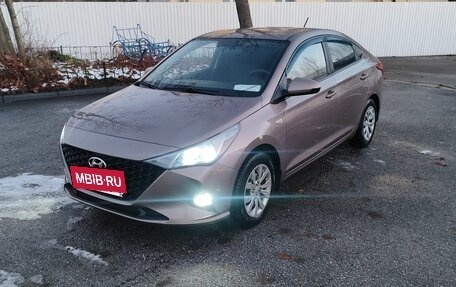 Hyundai Solaris II рестайлинг, 2021 год, 1 700 000 рублей, 3 фотография