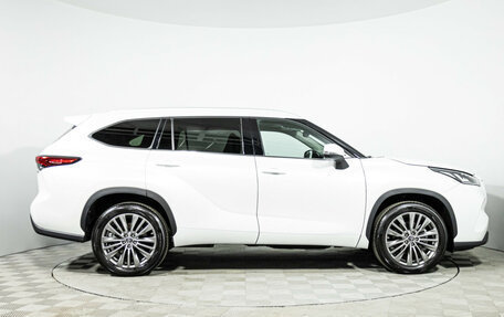 Toyota Highlander, 2023 год, 5 599 898 рублей, 4 фотография