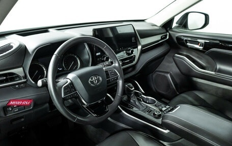 Toyota Highlander, 2023 год, 5 599 898 рублей, 11 фотография