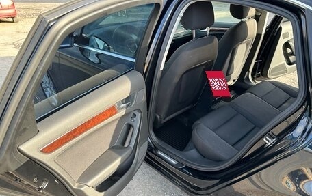 Audi A4, 2011 год, 1 290 000 рублей, 10 фотография