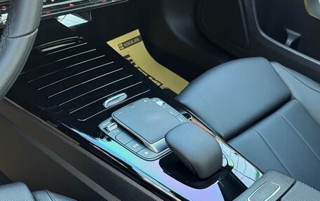 Mercedes-Benz A-Класс, 2022 год, 2 300 000 рублей, 13 фотография