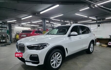 BMW X5, 2019 год, 4 990 000 рублей, 4 фотография
