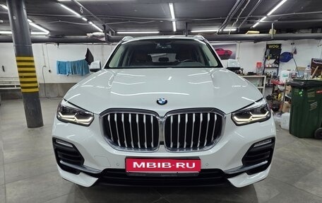 BMW X5, 2019 год, 4 990 000 рублей, 1 фотография