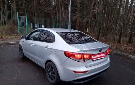 KIA Rio III рестайлинг, 2015 год, 920 000 рублей, 4 фотография