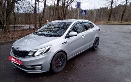 KIA Rio III рестайлинг, 2015 год, 920 000 рублей, 7 фотография