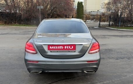 Mercedes-Benz E-Класс, 2018 год, 4 950 000 рублей, 5 фотография