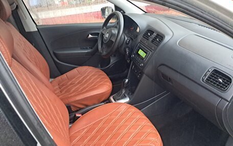 Volkswagen Polo VI (EU Market), 2015 год, 930 000 рублей, 2 фотография