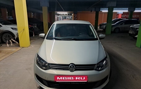 Volkswagen Polo VI (EU Market), 2015 год, 930 000 рублей, 9 фотография