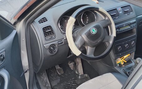 Skoda Yeti I рестайлинг, 2011 год, 809 000 рублей, 6 фотография