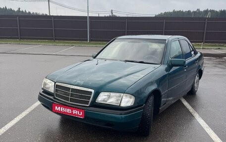 Mercedes-Benz C-Класс, 1997 год, 380 000 рублей, 1 фотография