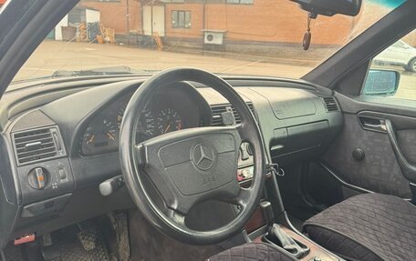 Mercedes-Benz C-Класс, 1997 год, 380 000 рублей, 6 фотография