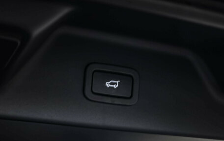 Land Rover Range Rover IV рестайлинг, 2021 год, 10 200 000 рублей, 39 фотография