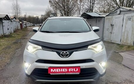 Toyota RAV4, 2019 год, 3 600 000 рублей, 15 фотография