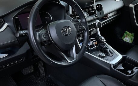 Toyota RAV4, 2020 год, 3 550 000 рублей, 8 фотография