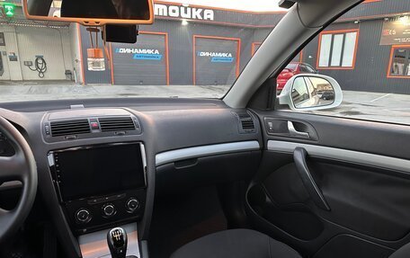 Skoda Octavia, 2010 год, 1 250 000 рублей, 11 фотография