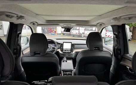 Volvo XC90 II рестайлинг, 2025 год, 14 490 000 рублей, 15 фотография