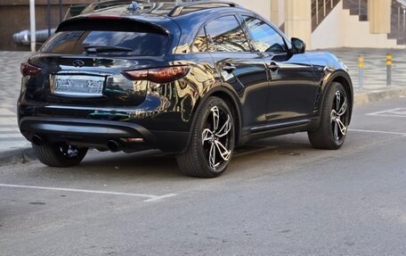 Infiniti QX70, 2014 год, 3 499 999 рублей, 2 фотография