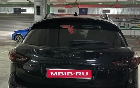 Infiniti QX70, 2014 год, 3 499 999 рублей, 19 фотография