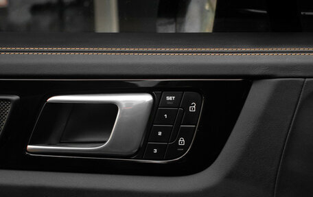 Porsche Cayenne III, 2021 год, 20 000 000 рублей, 14 фотография